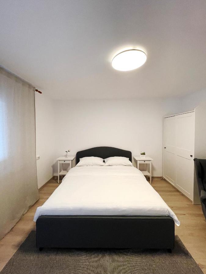 Apartament La Terrasse Sarichioi Bagian luar foto